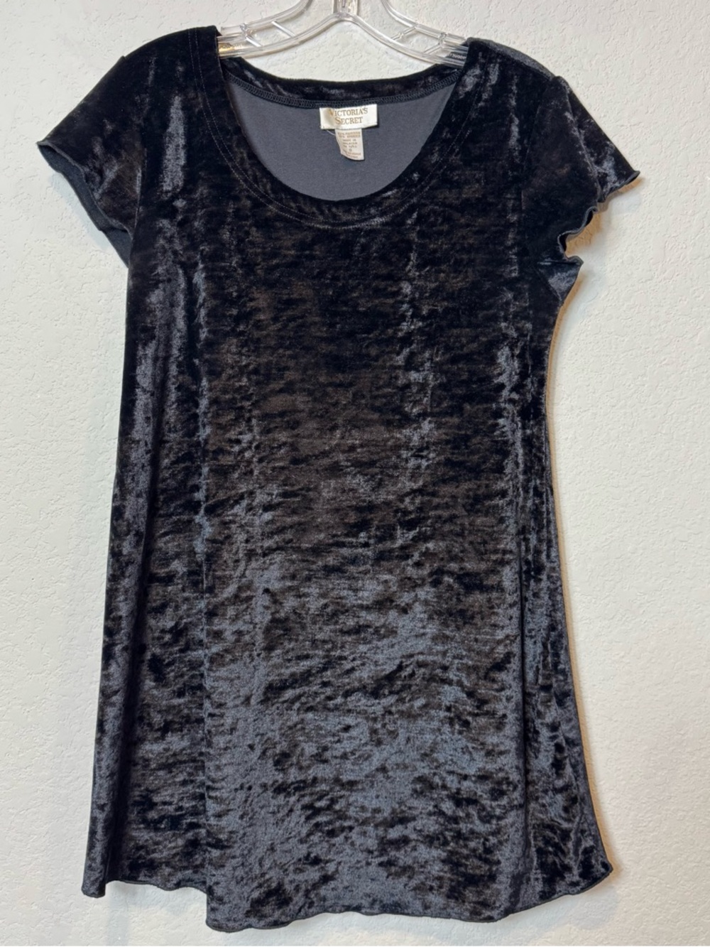 Vintage Gold Label Victoria's Secret Black Velvet Short Sleeve Mini Dress size S - Picture 2 of 8